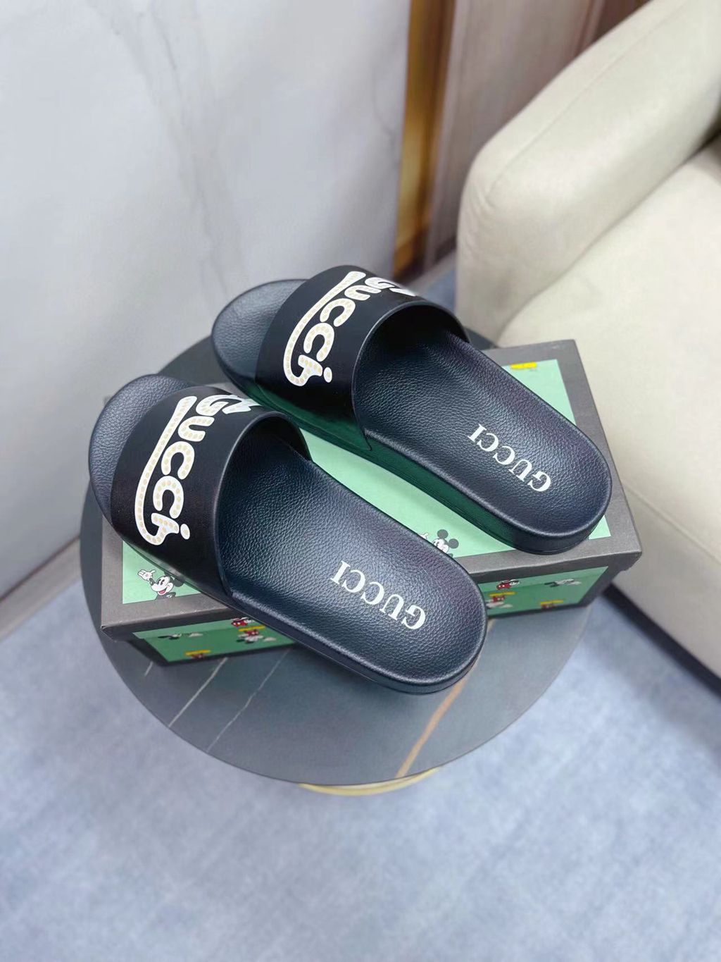 SANDALS